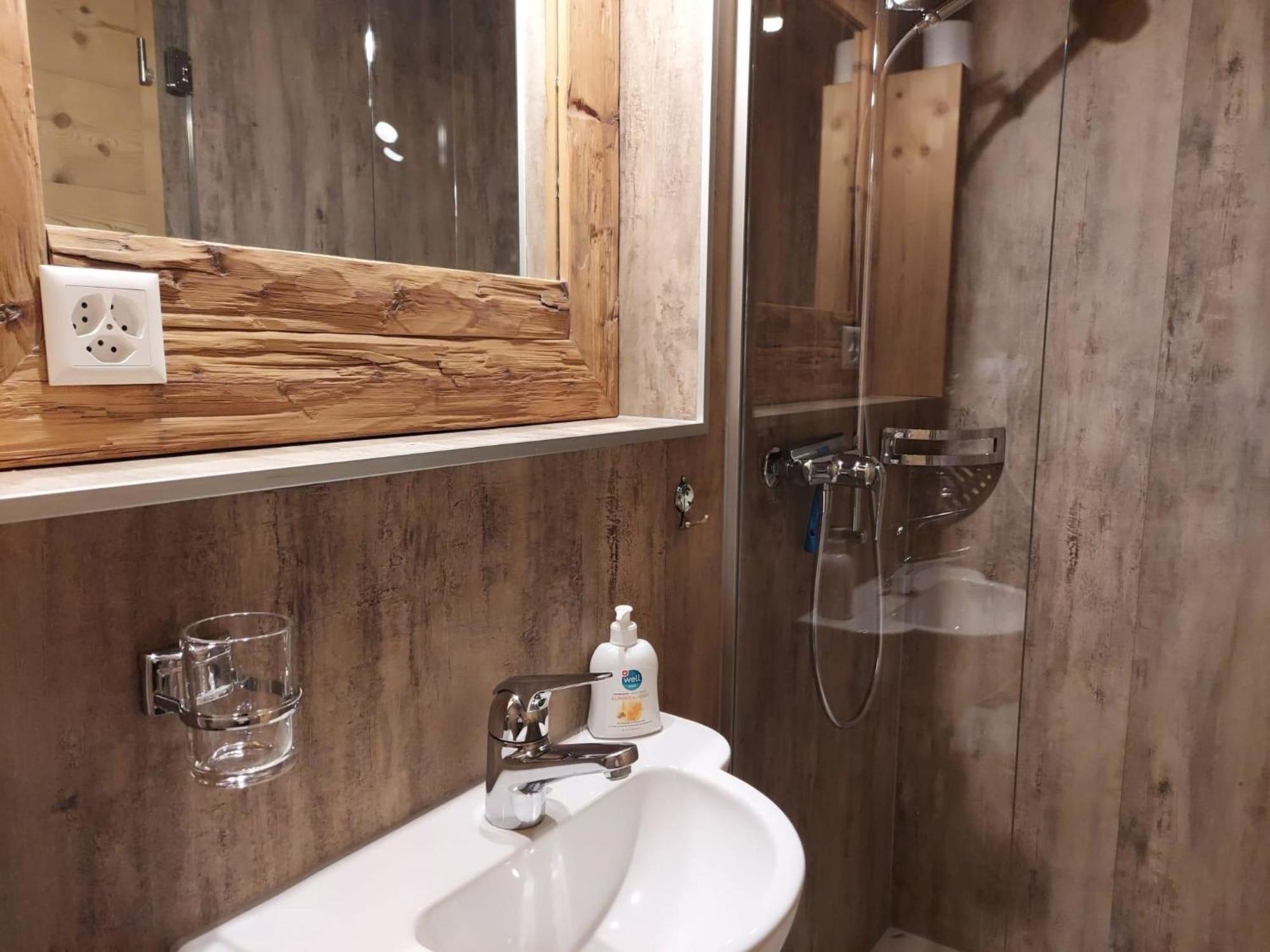 Apartment Laerchehuus By Interhome อาเดลโบเดิน ภายนอก รูปภาพ